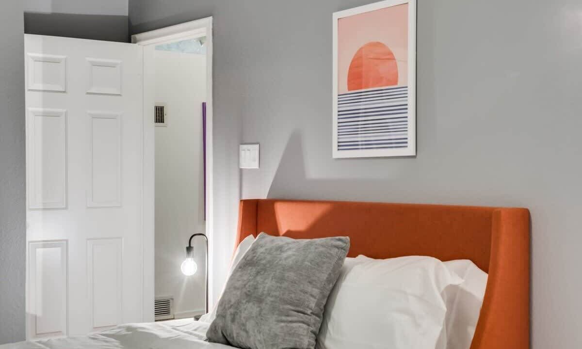 Photo of Bedroom in Far North Dallas
