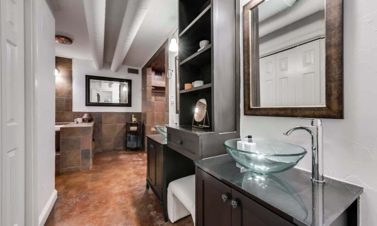 Photo of Bathroom in Far North Dallas
