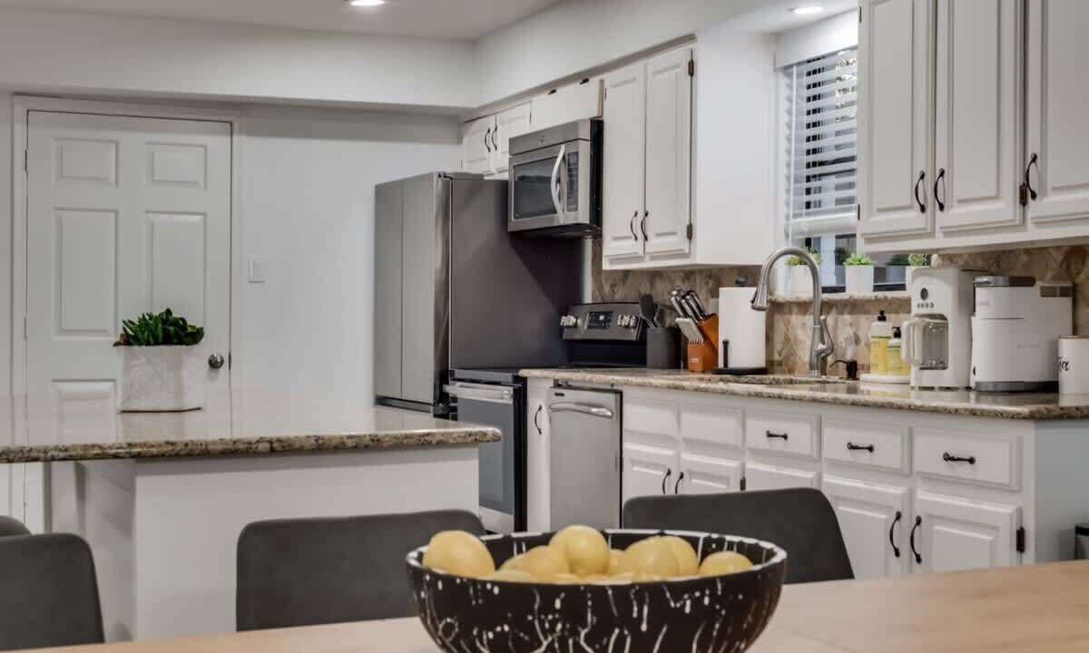 Photo of Kitchen in Far North Dallas