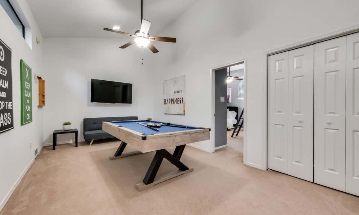 Photo of Bedroom in Far North Dallas