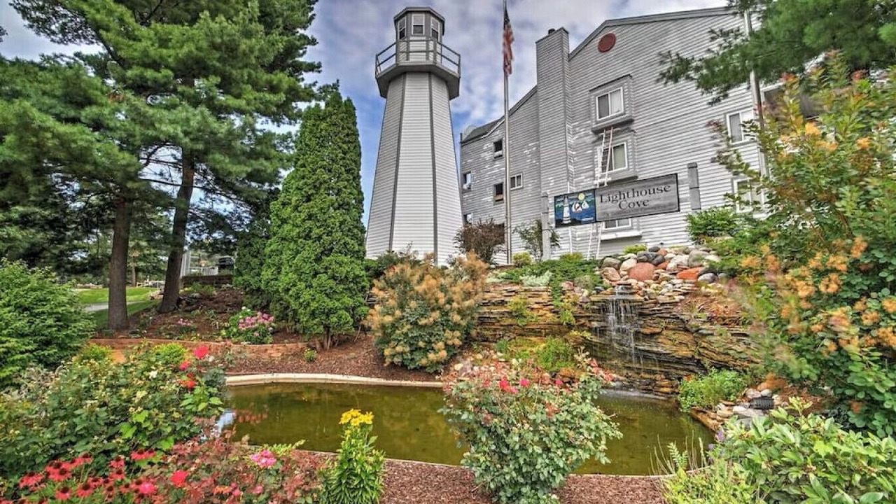 Photo of Others in Lake Delton