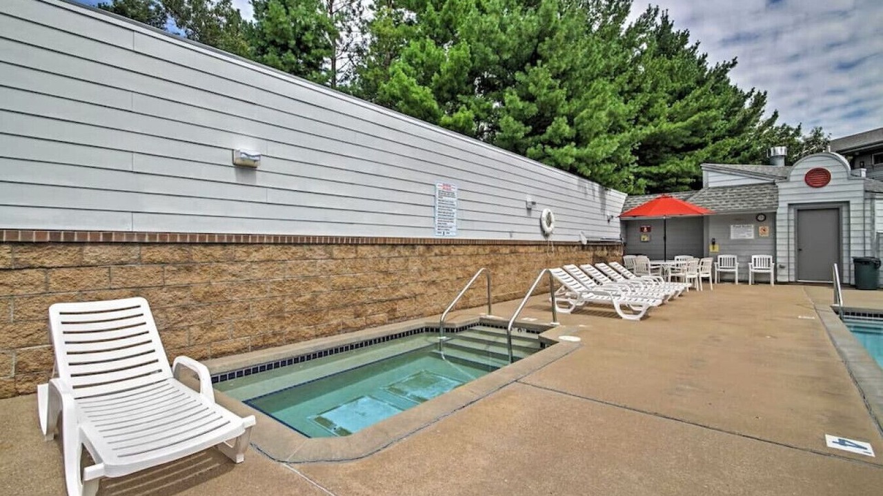 Photo of Others in Lake Delton