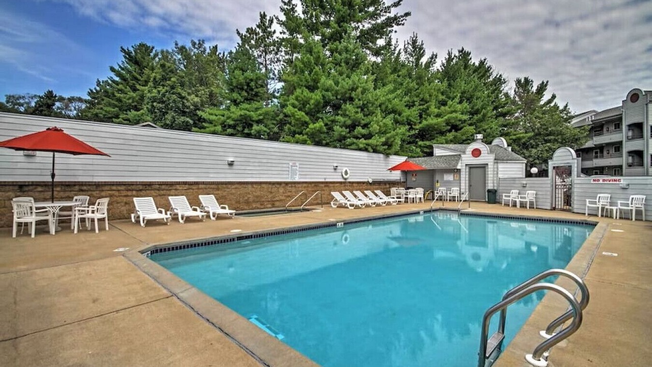 Photo of Outdoor in Lake Delton