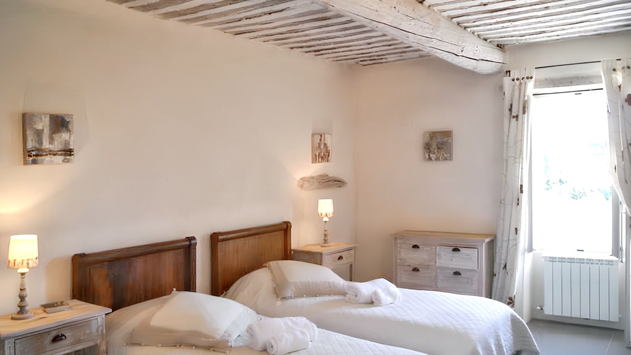 Photo of Others in Oppede