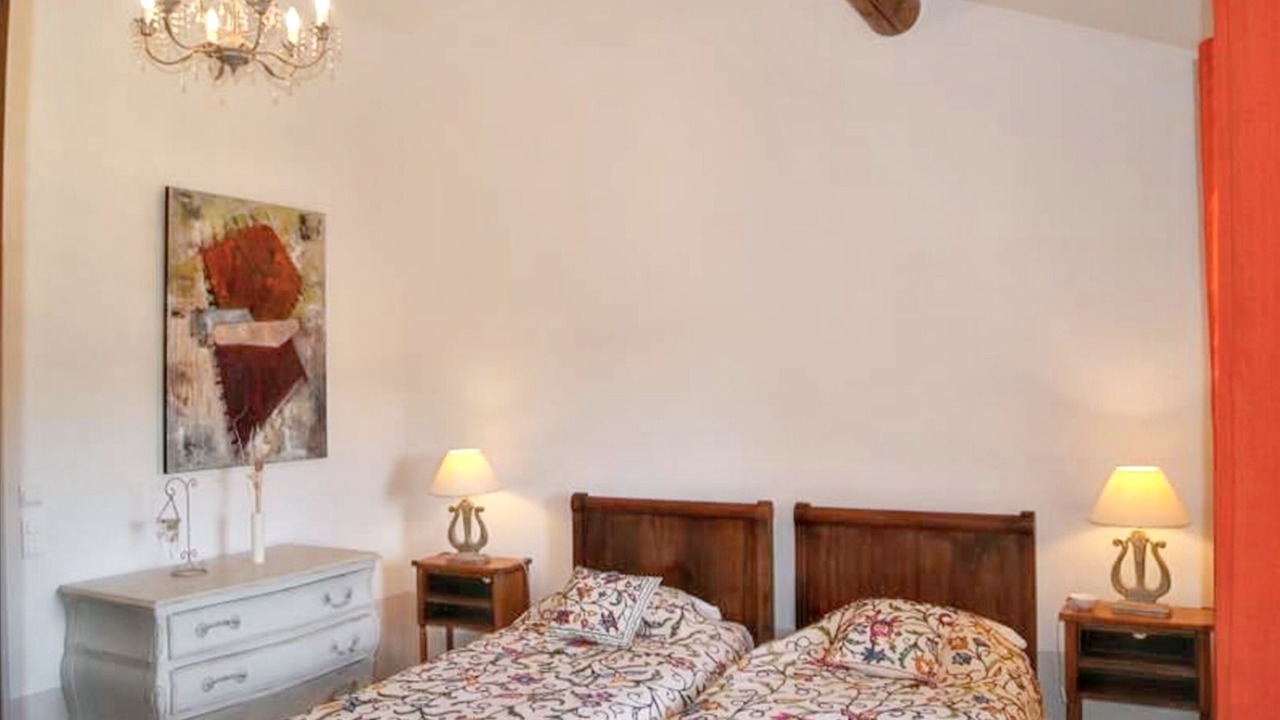 Photo of Others in Oppede