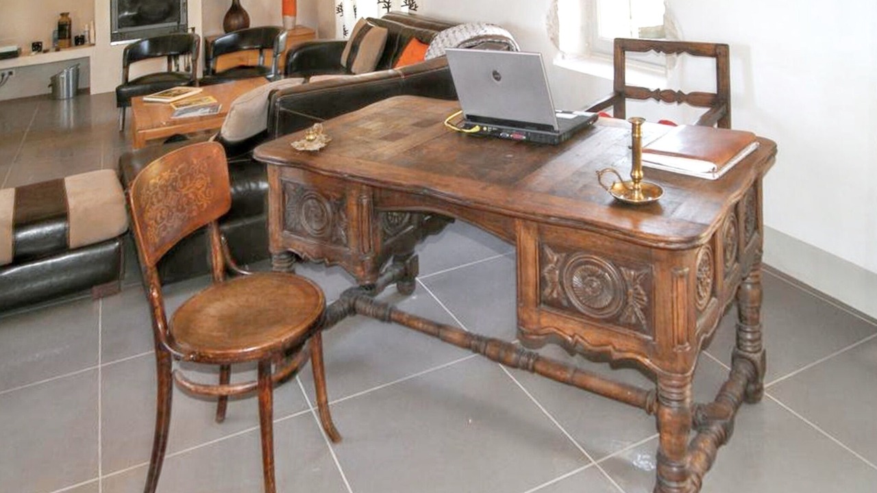 Photo of Livingroom in Oppede