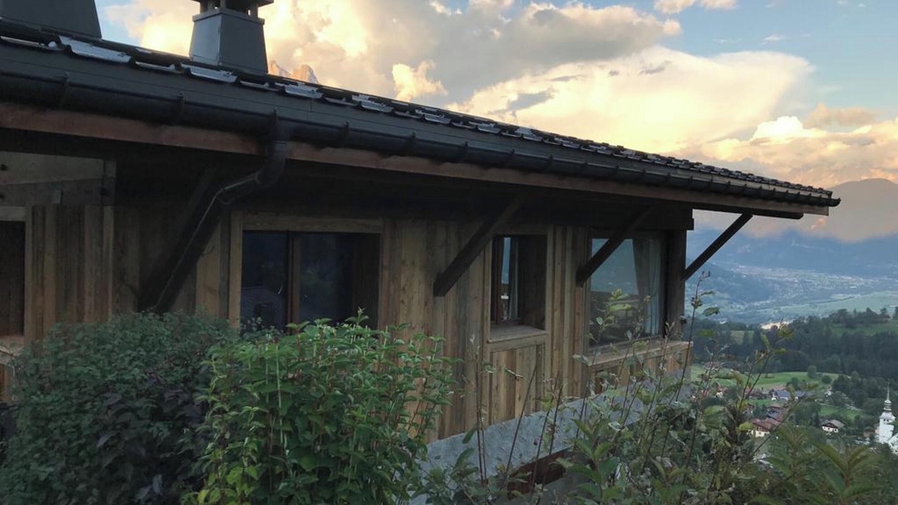 Photo of Others in Cordon