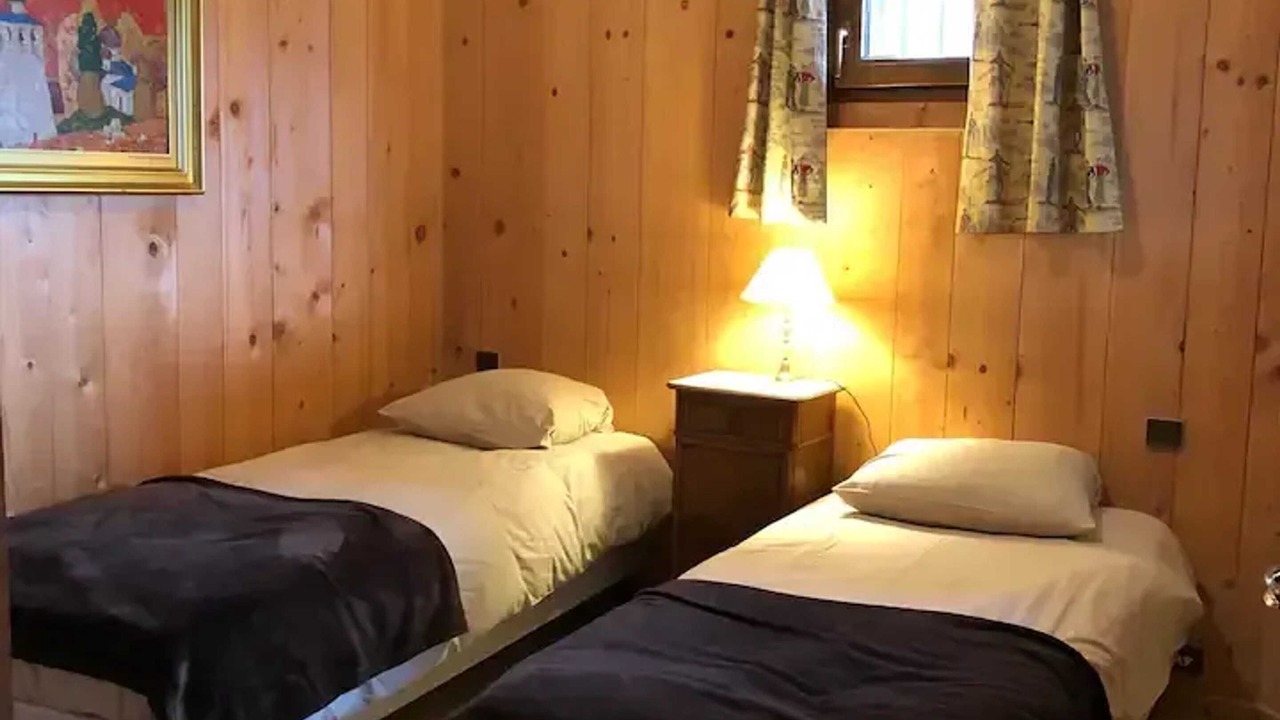 Photo of Others in Cordon