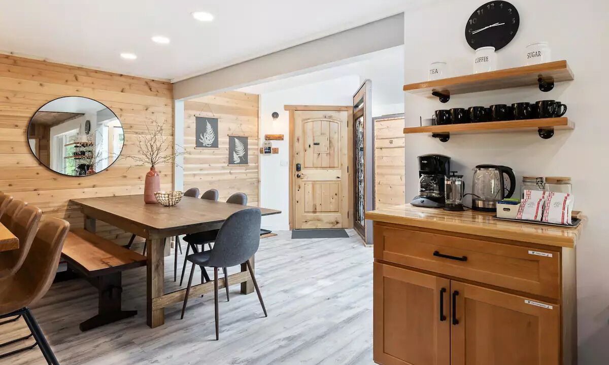 Photo of Others in Index