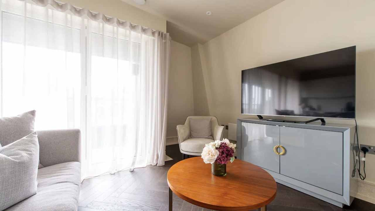 Photo of Livingroom in Chigwell