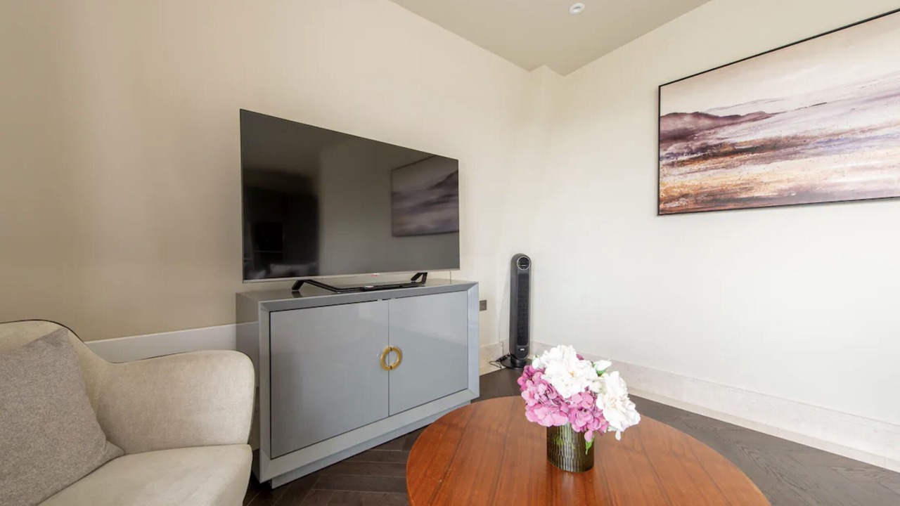 Photo of Livingroom in Chigwell