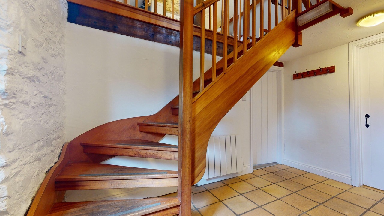 Photo of Others in Hawkridge