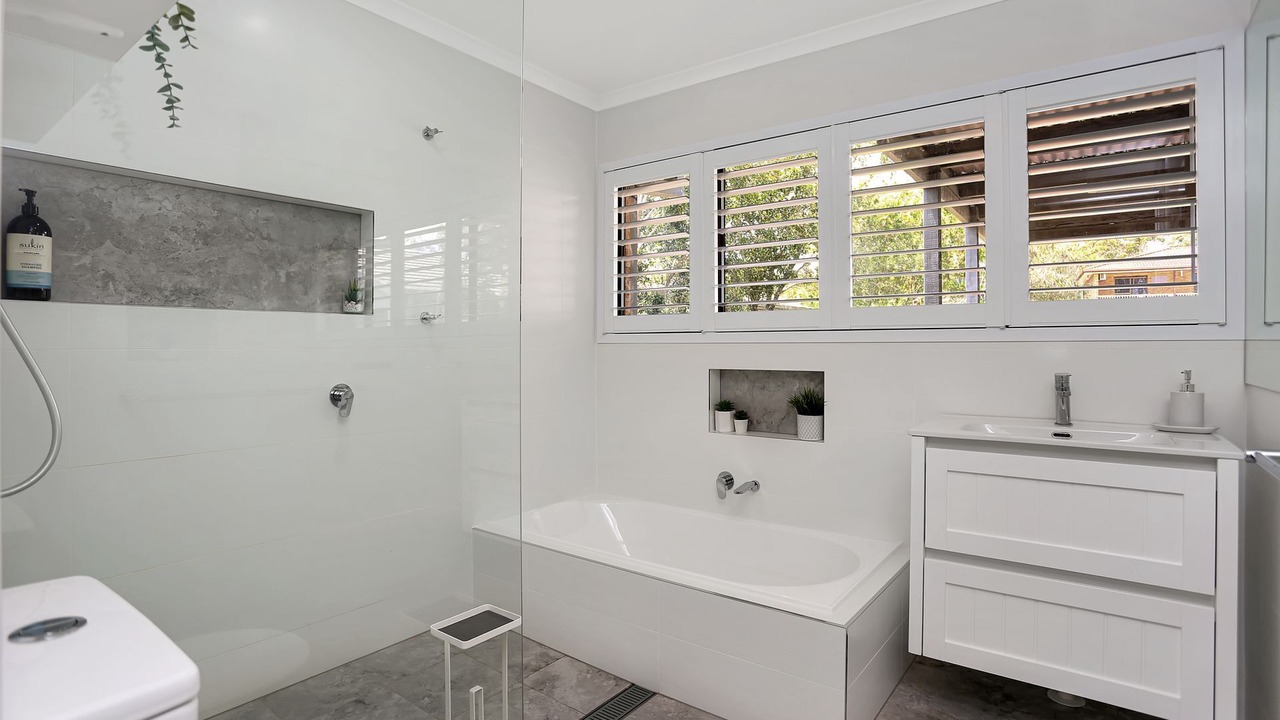 Photo of Bathroom in Hawks Nest