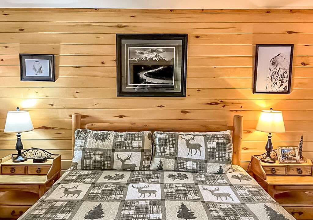 Photo of Bedroom in Estes Park