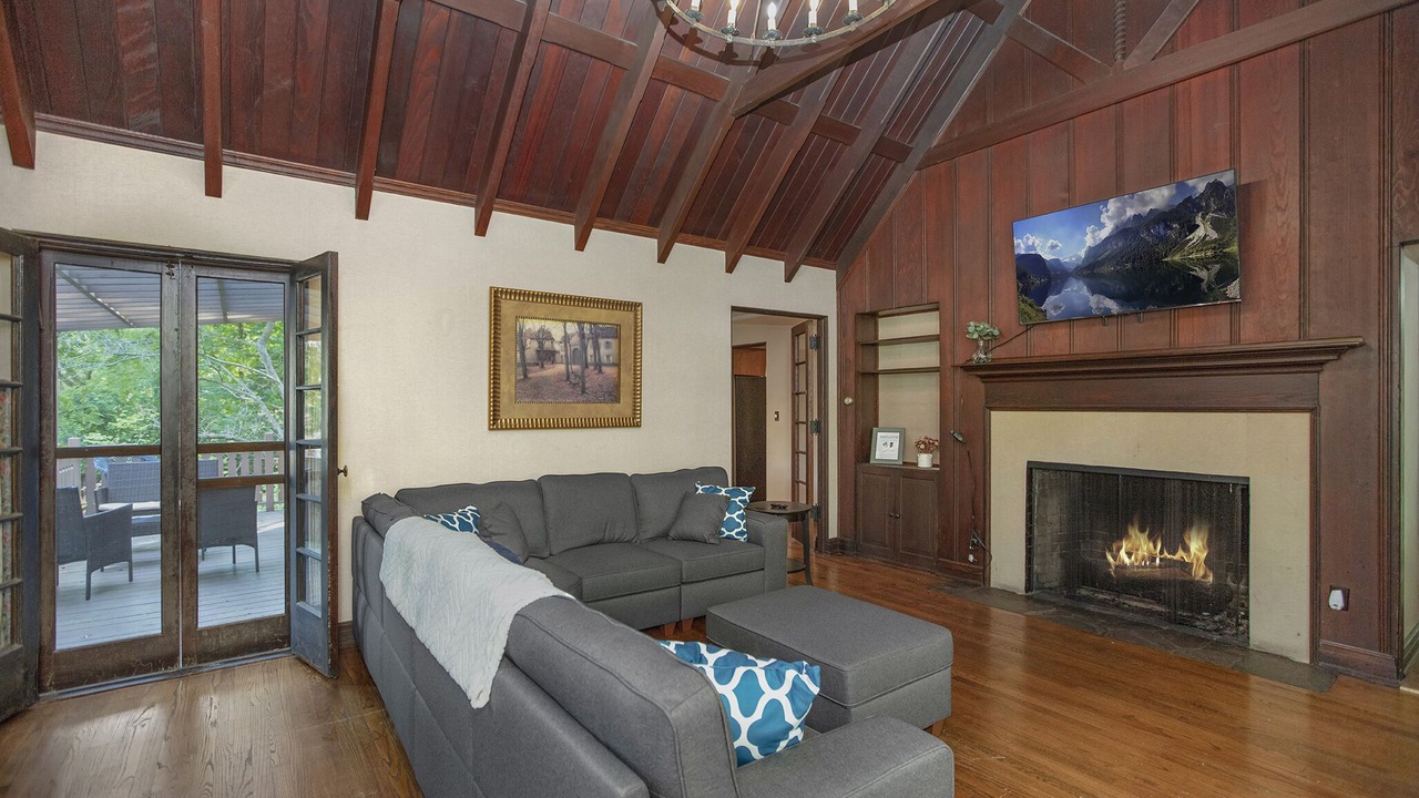 Photo of Livingroom in South Bend