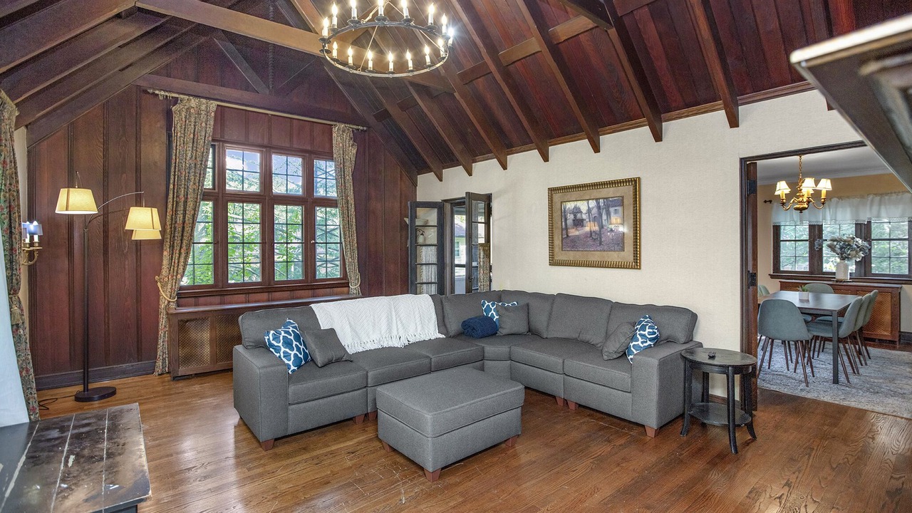 Photo of Livingroom in South Bend