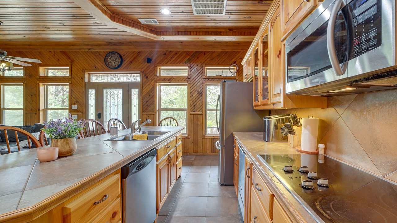 Photo of Kitchen in Hoyt