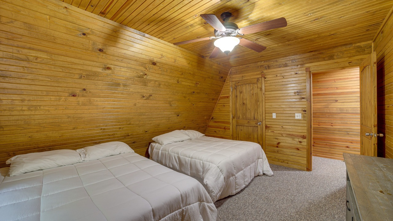 Photo of Bedroom in Hoyt