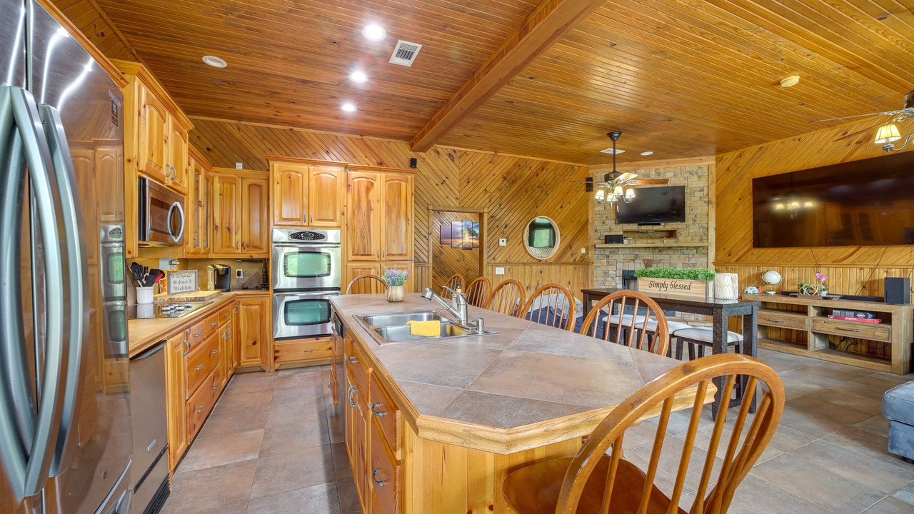 Photo of Kitchen in Hoyt