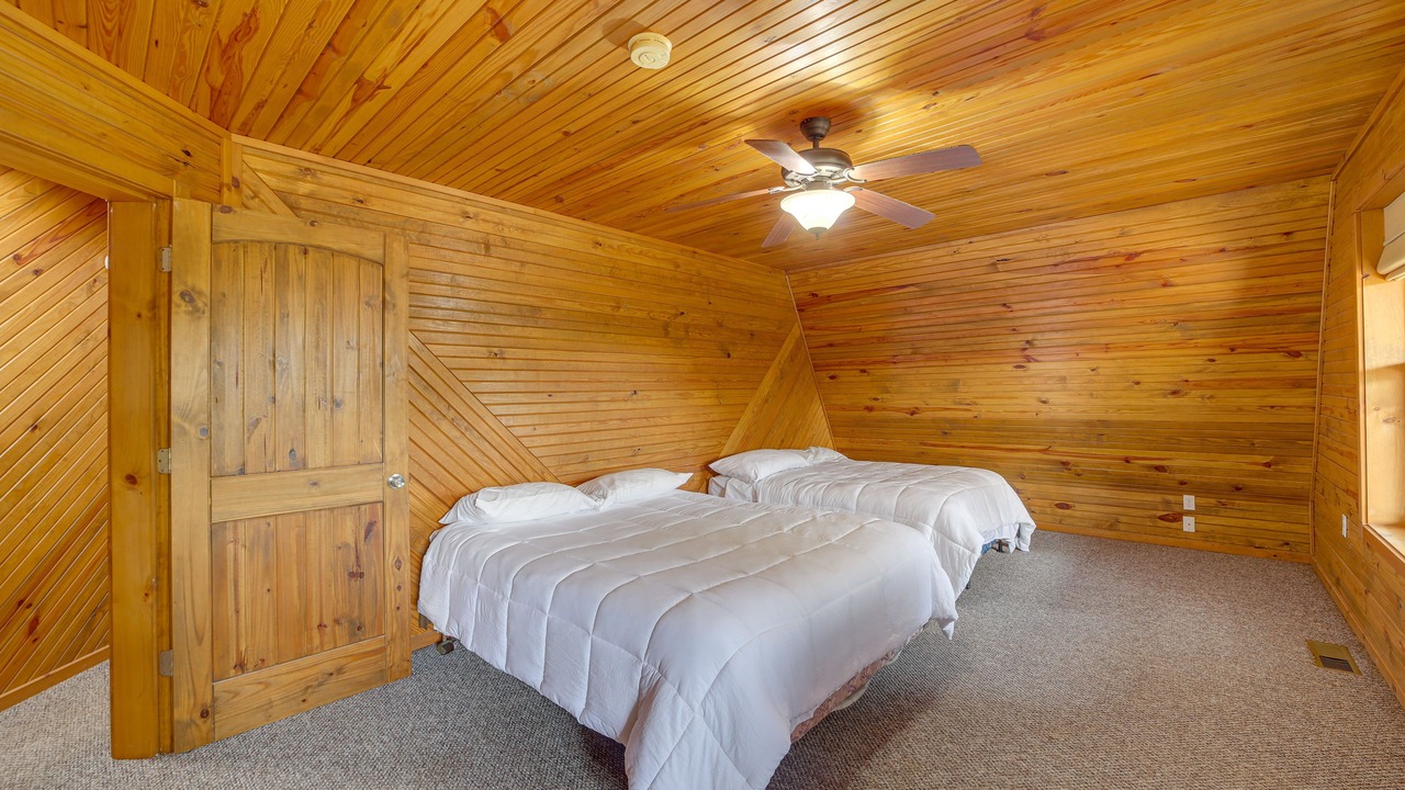 Photo of Bedroom in Hoyt