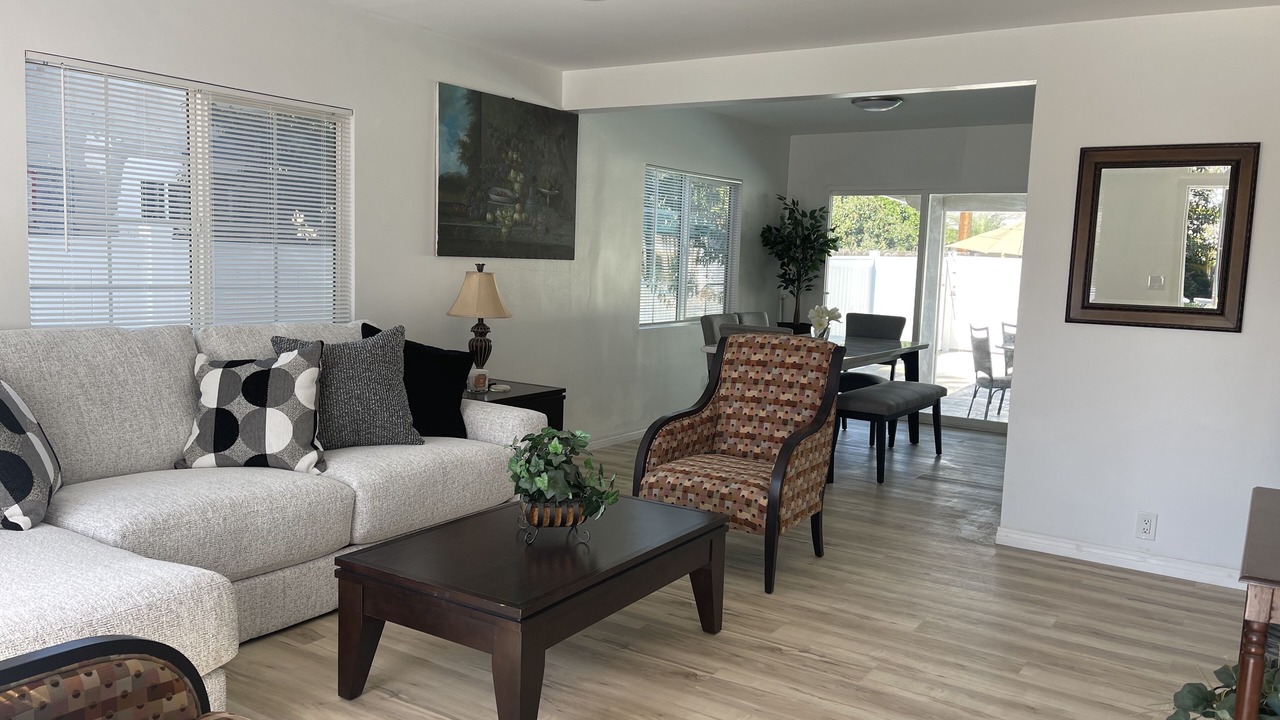 Photo of Livingroom in Winnetka