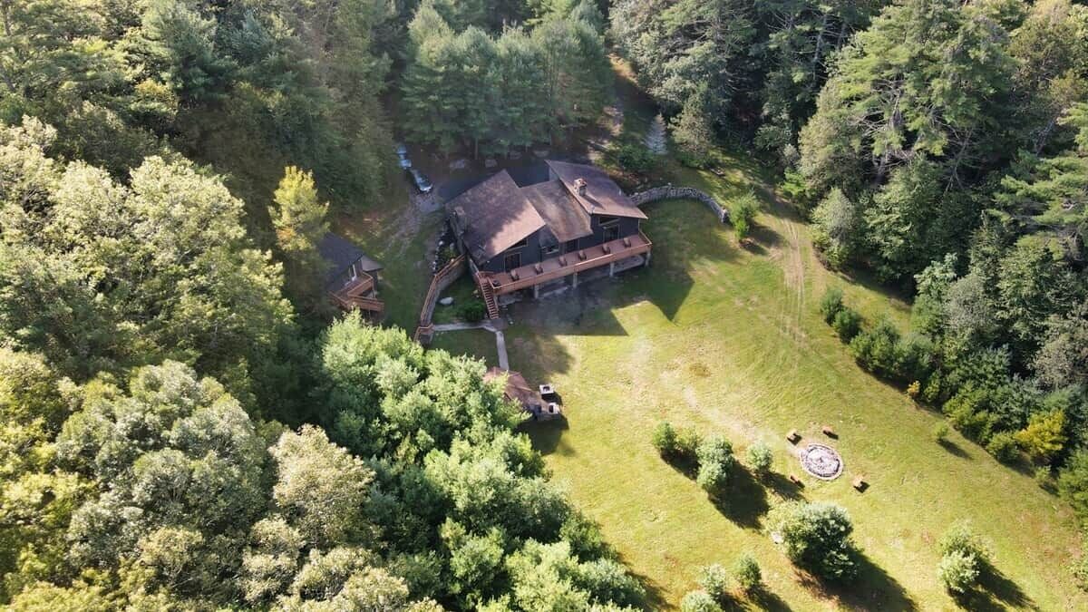 Photo of Outdoor in Pond Eddy