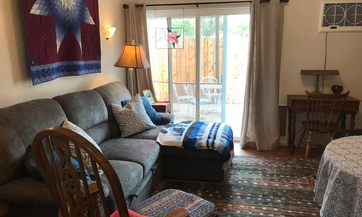 Photo of Livingroom in Acton