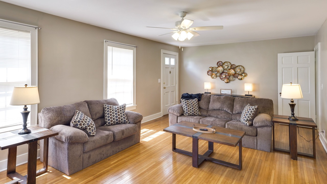 Photo of Livingroom in Tullahoma