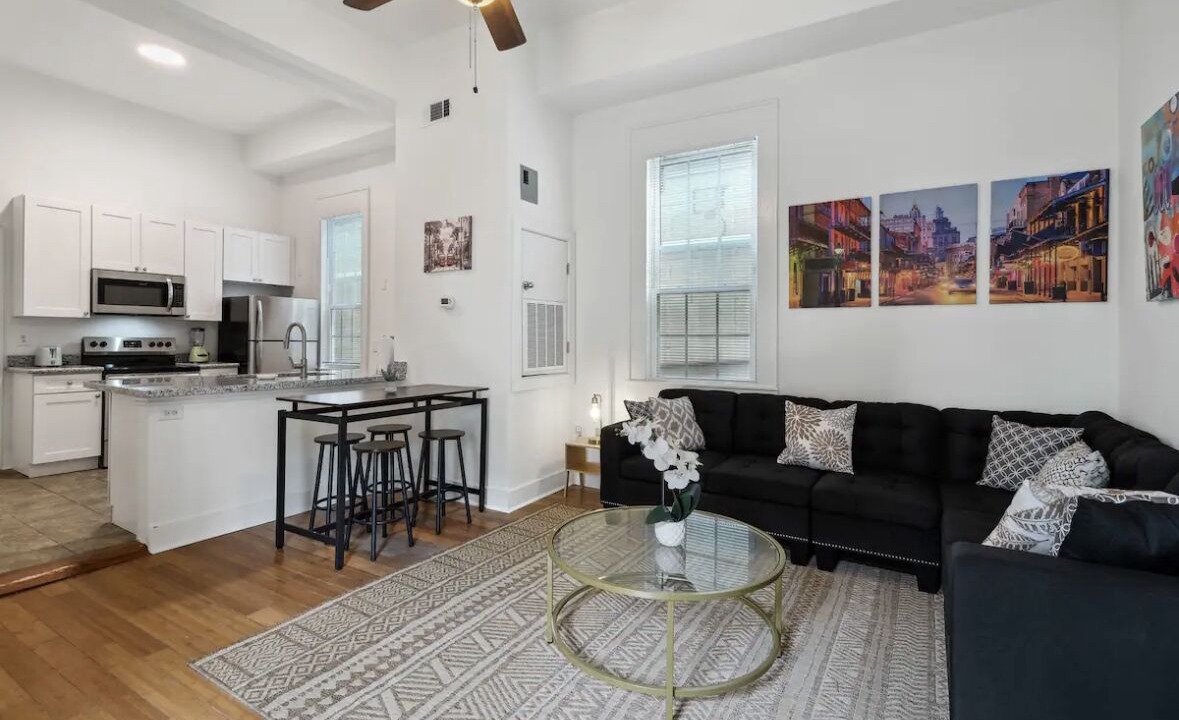 Photo of Livingroom in South 7th Ward