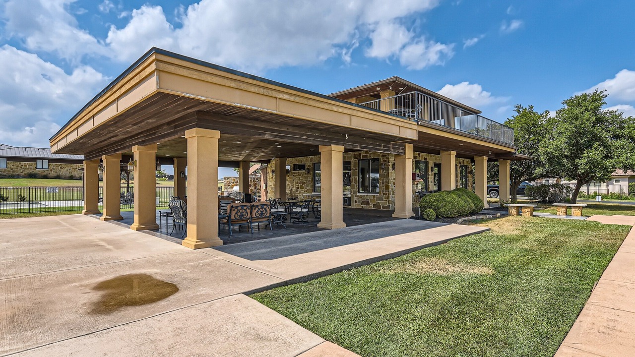 Photo of Outdoor in Lakecliff On Lake Travis