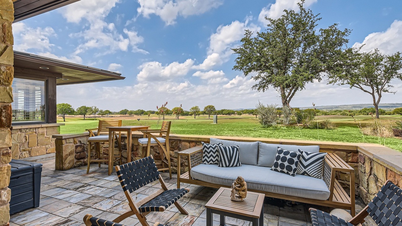 Photo of Patio Balcony in Lakecliff On Lake Travis