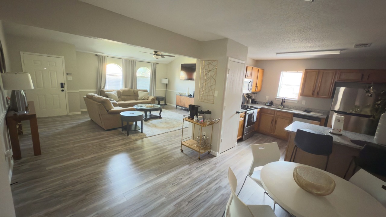 Photo of Livingroom in South Arlington