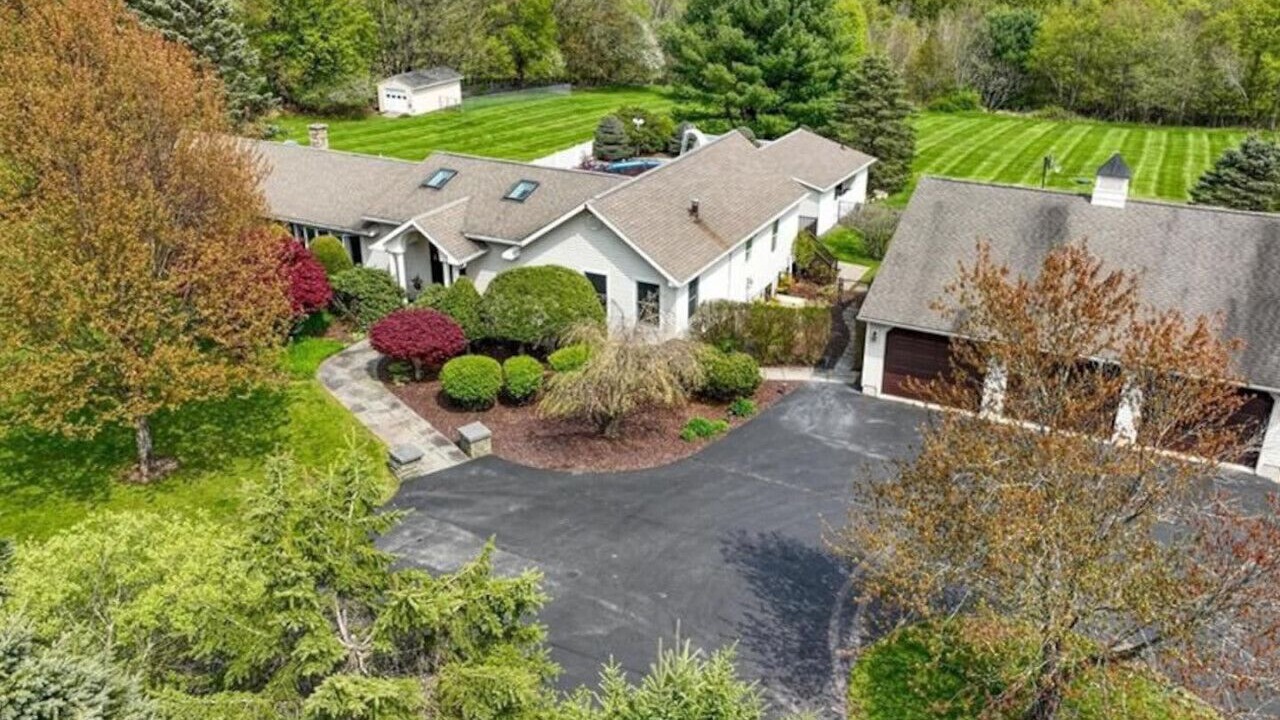 Photo of Others in Liberty