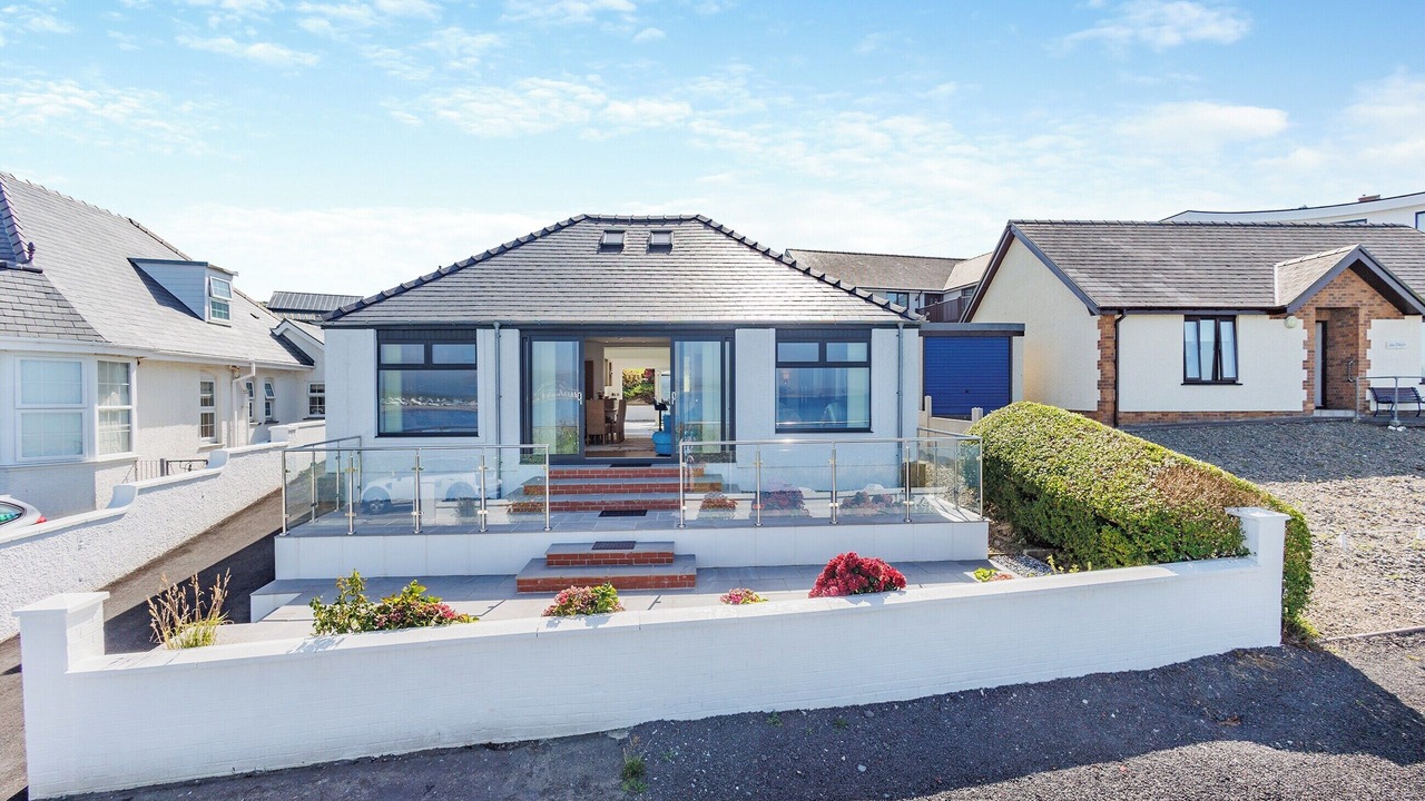 Photo of Outdoor in Borth