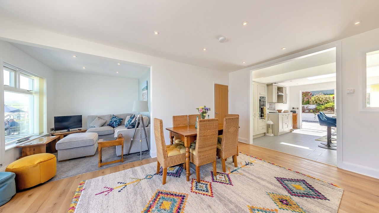 Photo of Others in Borth