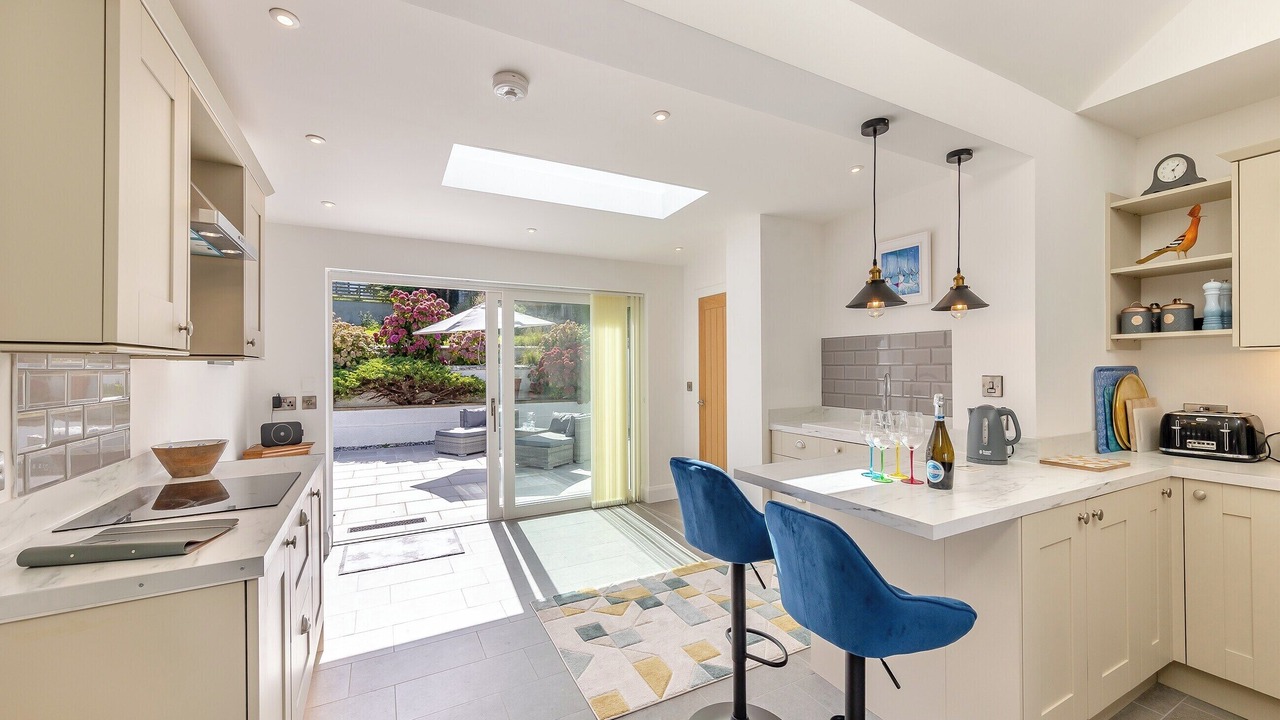 Photo of Others in Borth