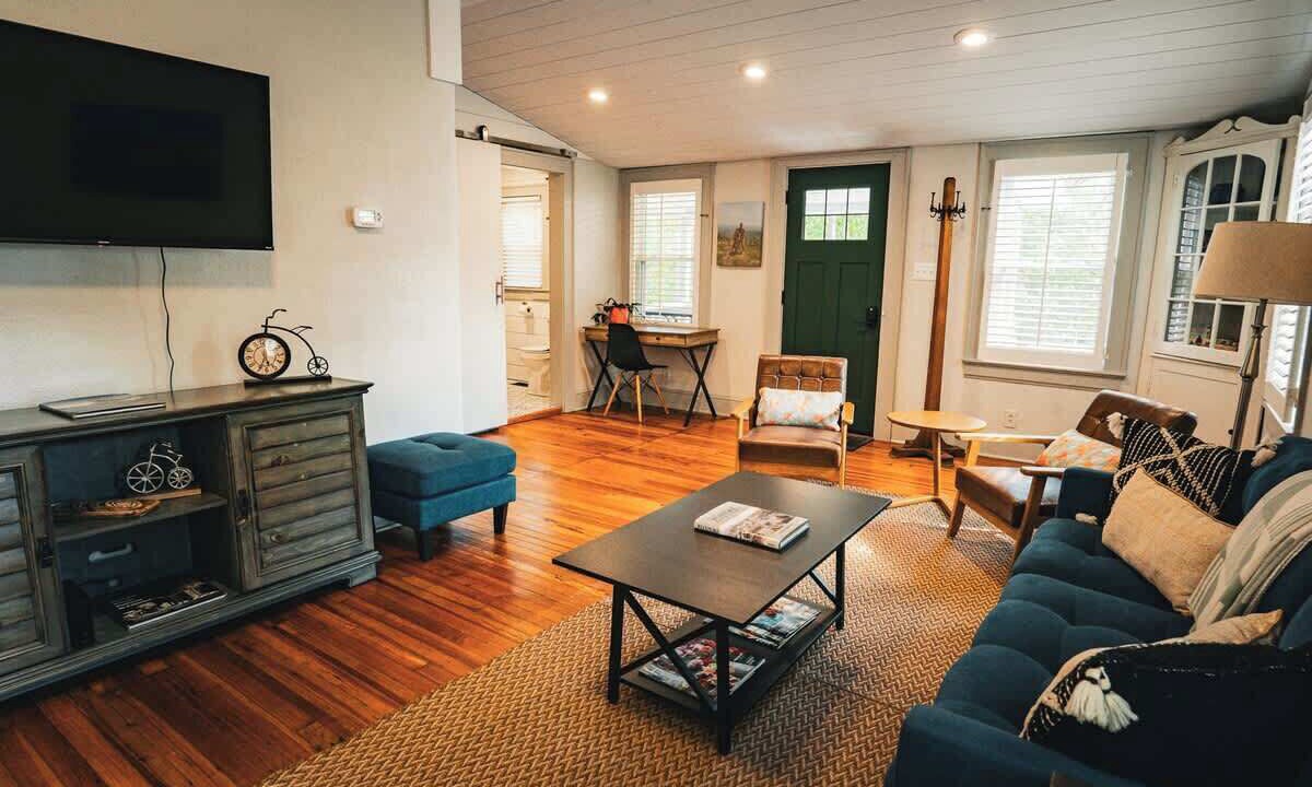 Photo of Bedroom in Catawba