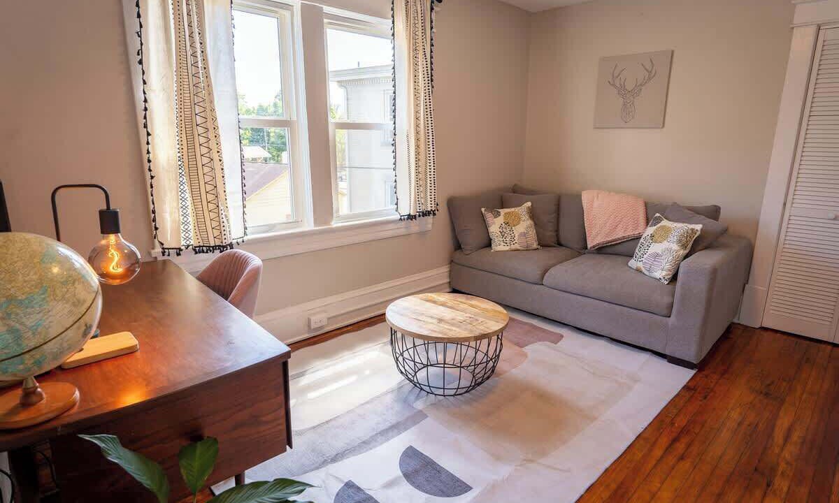 Photo of Bedroom in Roanoke