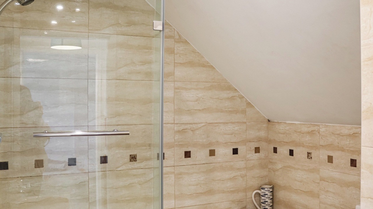 Photo of Bathroom in Pentraeth