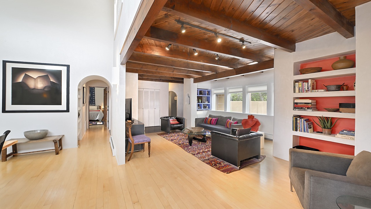 Photo of Livingroom in Historic Eastside
