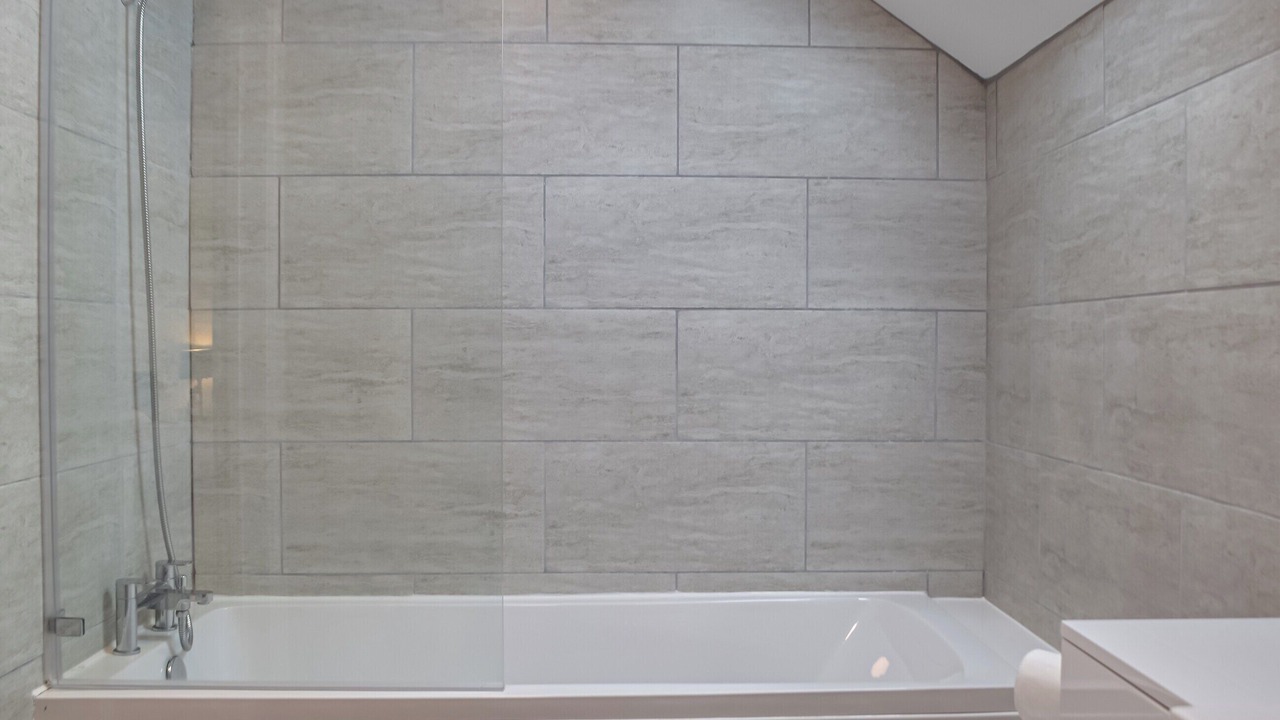 Photo of Bathroom in Tavernspite