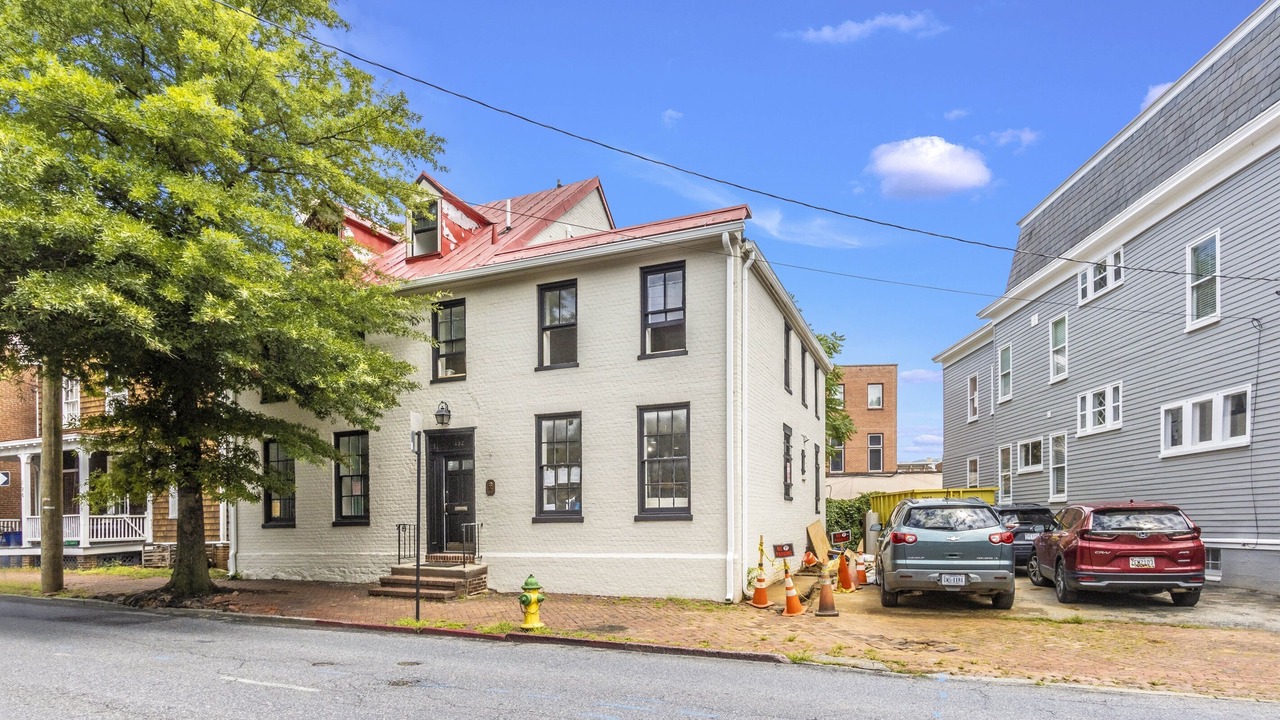 Photo of Others in Historic District