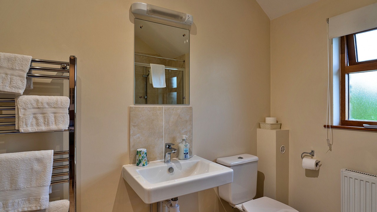 Photo of Bathroom in Liskeard