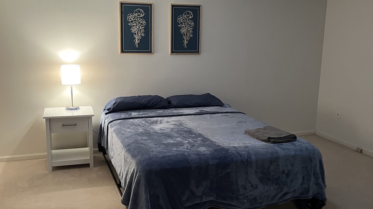 Photo of Bedroom in Shadyside