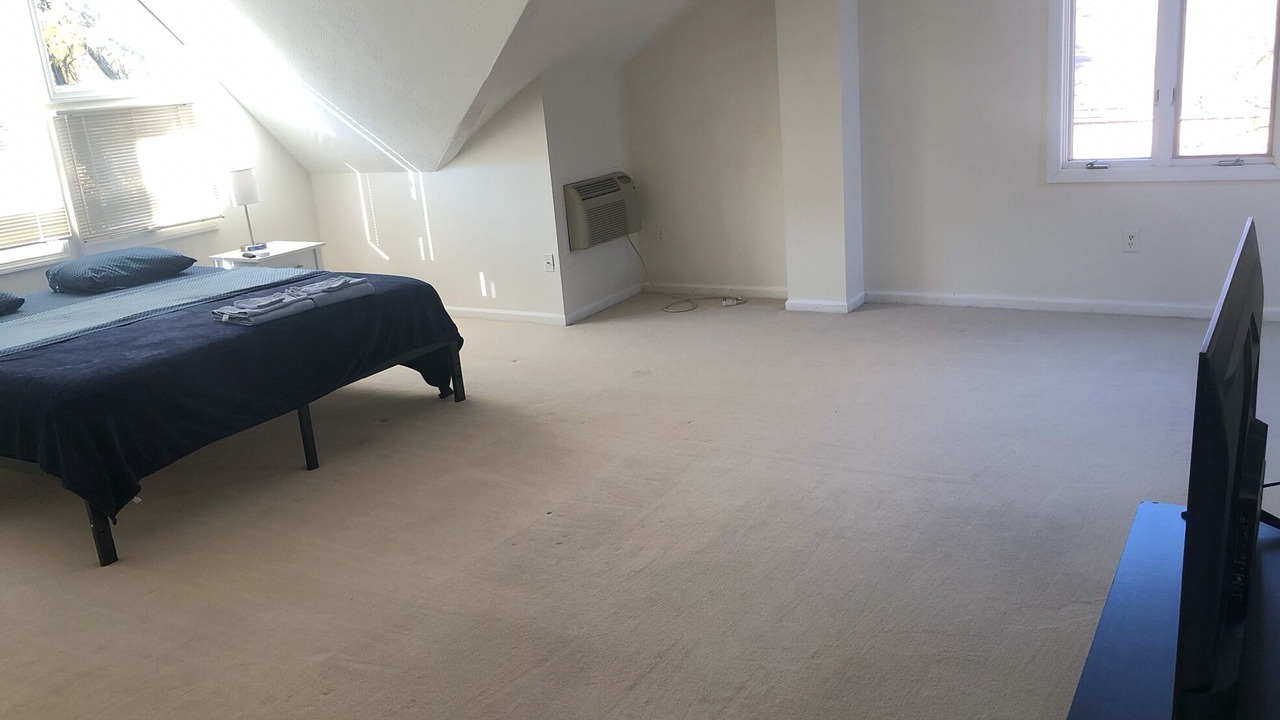 Photo of Bedroom in Shadyside