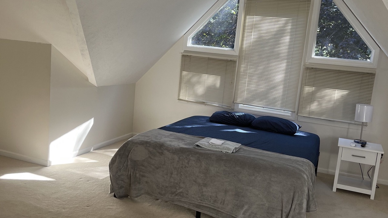 Photo of Bedroom in Shadyside