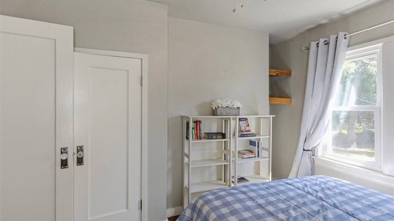 Photo of Bedroom in Central Oklahoma City