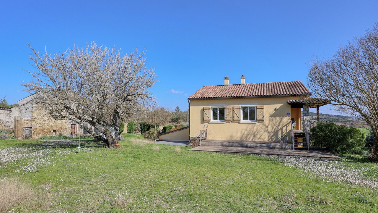Photo of Outdoor in Lurs