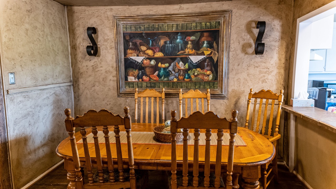 Photo of Livingroom in Satin