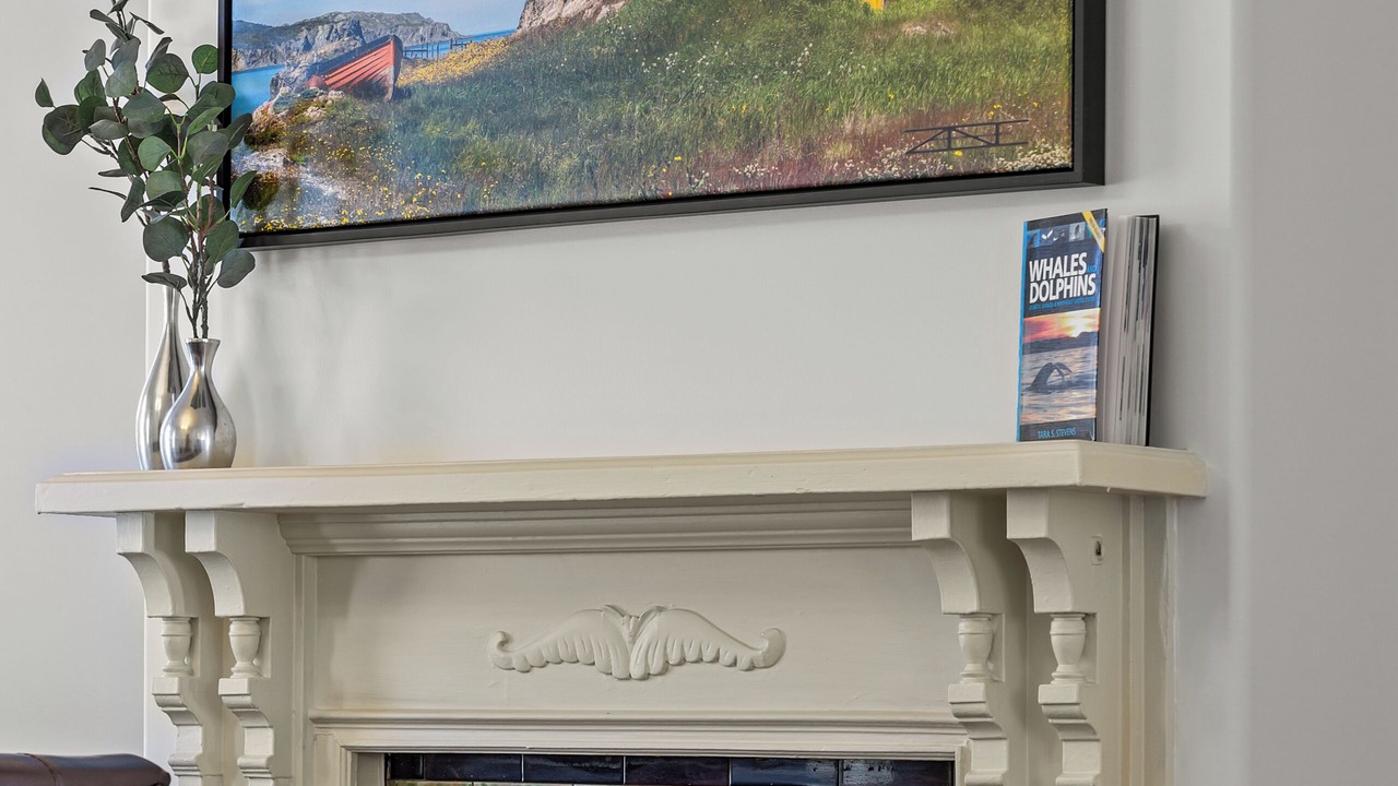 Photo of Livingroom in Waterford Valley
